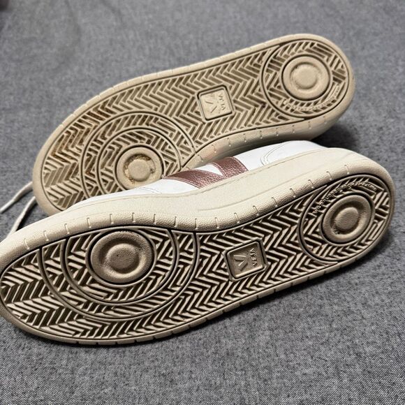 Veja V-10 Sneakers in white with metallic pink size women’s 10 - Picture 6 of 10